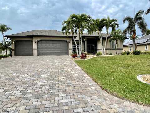 11653 Royal Tee Circle, Cape Coral, FL 33991