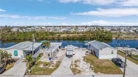 3900 ROYAL PALM Drive, Saint James City, FL 33956