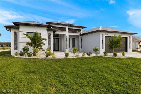 3223 SW 11th Court, Cape Coral, FL 33914