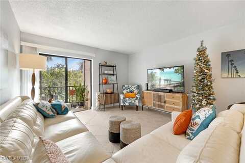 12471 McGregor Boulevard, Fort Myers, FL 33919