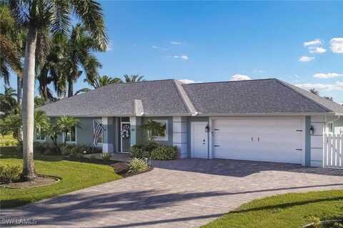 60 4th Street, Bonita Springs, FL 34134