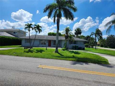 600 94th Avenue N, Naples, FL 34108