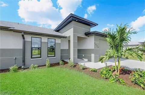 646 Chambers Street E, Lehigh Acres, FL 33974