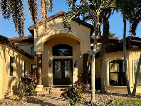 4007 Surfside Boulevard, Cape Coral, FL 33914
