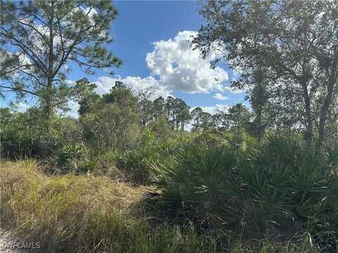 7825 1st Terrace, Labelle, FL 33935