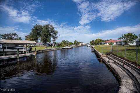 909 Versailles Drive, Cape Coral, FL 33904