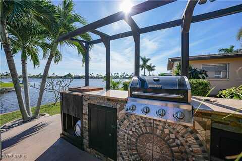 4536 Vinsetta Avenue, North Fort Myers, FL 33903