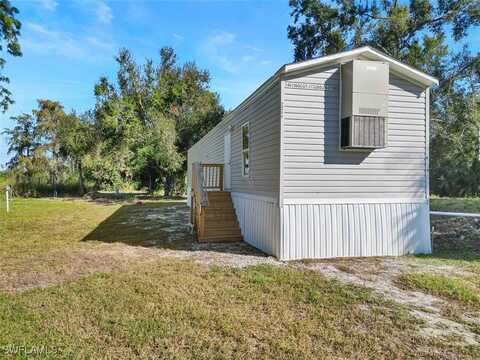 2244 Bahia Lane, North Fort Myers, FL 33917