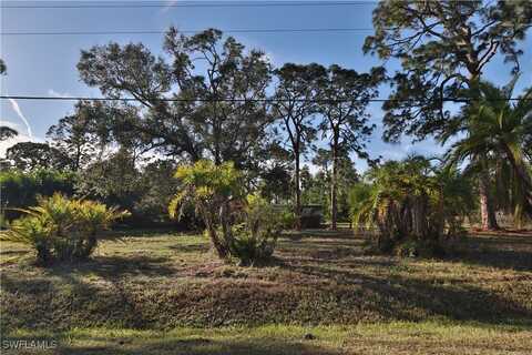 2321 Case Lane, North Fort Myers, FL 33917