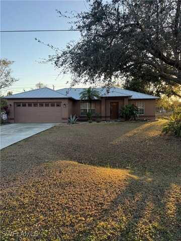 138 Zobora Circle, Fort Myers, FL 33913
