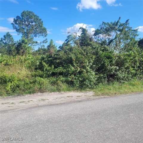 1020 Greenwood Avenue, Lehigh Acres, FL 33972