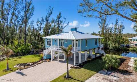 3811 Crestwell Court, Saint James City, FL 33956