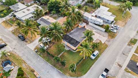 1236 PEAK Road, Lantana, FL 33462