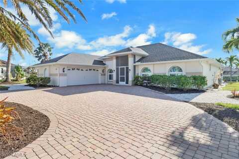 320 SW 38th Place, Cape Coral, FL 33991
