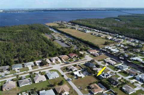 2318 SE 15th Street, Cape Coral, FL 33990