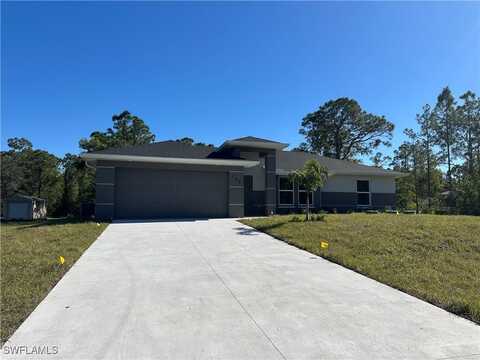 302 Johns Avenue, Lehigh Acres, FL 33936
