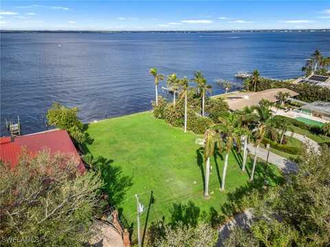 3508 Stuart Court, Fort Myers, FL 33901