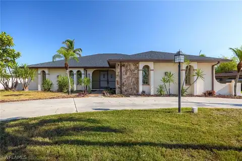 1241 El Dorado Parkway E, Cape Coral, FL 33904