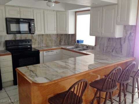 451 Marsh Avenue unit: "B" Back Unit, Fort Myers, FL 33905