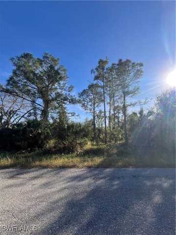 900 E 9th Street, Lehigh Acres, FL 33972