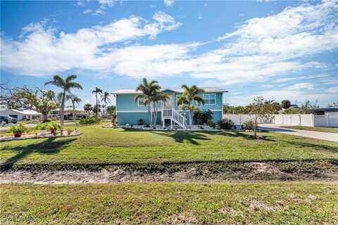 2581 Baybreeze Street, Saint James City, FL 33956