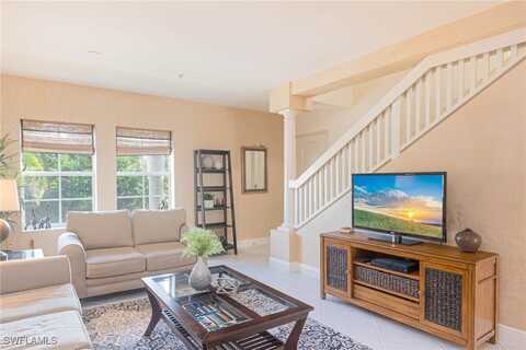 2080 W 1st Street, Fort Myers, FL 33901