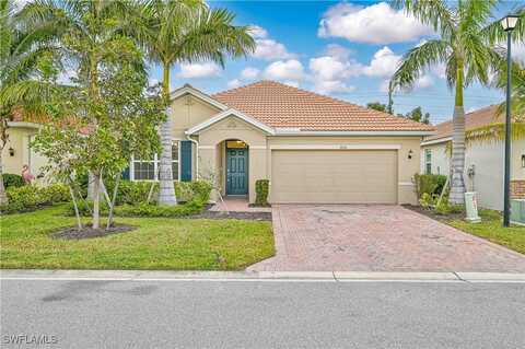 3052 Royal Gardens Avenue, Fort Myers, FL 33916