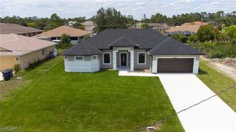 3904 9th Street W, Lehigh Acres, FL 33971