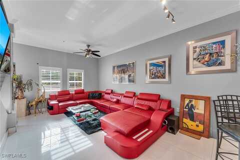 2080 W 1st Street, Fort Myers, FL 33901