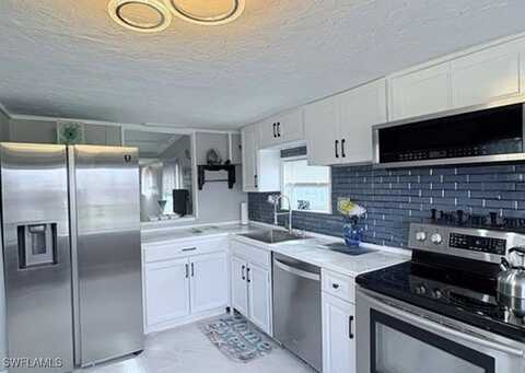 807 Homefolks Street, North Fort Myers, FL 33917