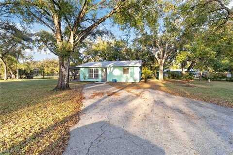 2431 Lippincott Road, Alva, FL 33920