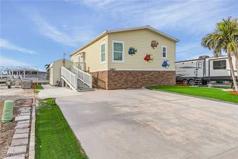 2901 York Road, Saint James City, FL 33956