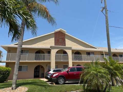4321 Country Club Boulevard, Cape Coral, FL 33904