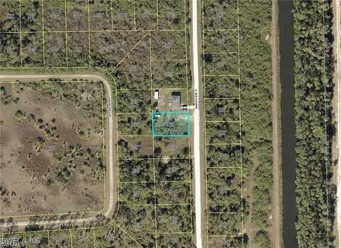 452 Naples Avenue S, Lehigh Acres, FL 33974