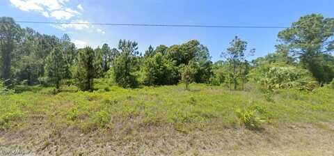 1513 Oak Avenue, Lehigh Acres, FL 33972