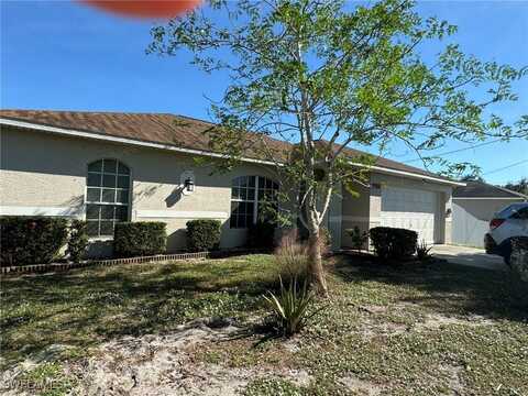 127 Blackstone Drive, Fort Myers, FL 33913