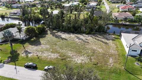 3748 SW 11th Place, Cape Coral, FL 33914