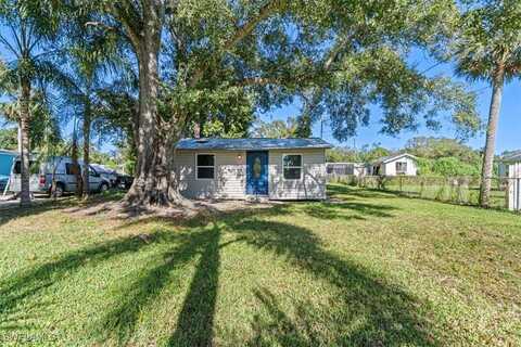 454 Ellis Street, North Fort Myers, FL 33903