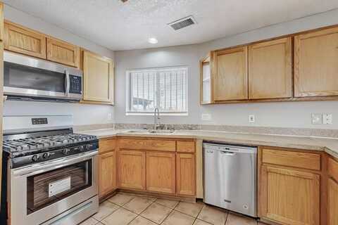 2601 ALAMOGORDO Drive NW, Albuquerque, NM 87120