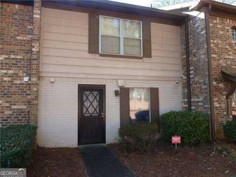 738 Garden View, Stone Mountain, GA 30083