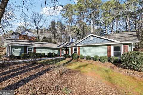 3805 Hunting Ridge, Lilburn, GA 30047