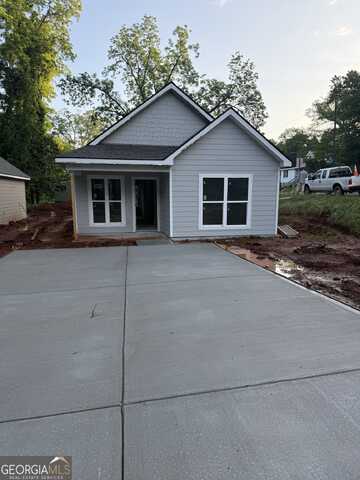 900 N Parkway, Lagrange, GA 30240