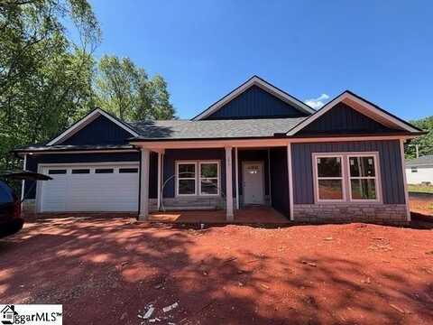 177 Cedar Avenue, Wellford, SC 29385