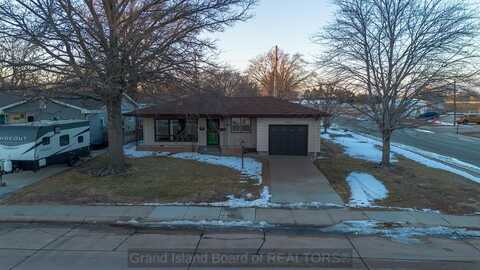 320 E 20th Street, Grand Island, NE 68801