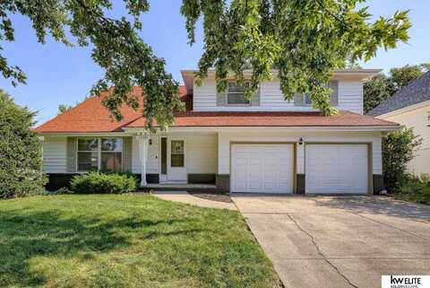 13582 Montclair Drive, Omaha, NE 68144