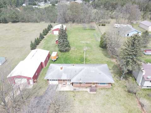 8446 7 Mile Road, Evart, MI 49631