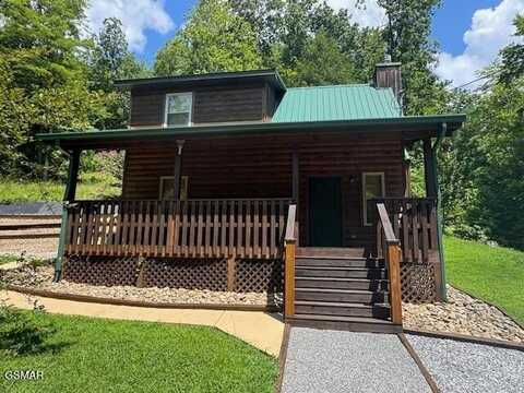 2155 Newt Huff Lane, Sevierville, TN 37862