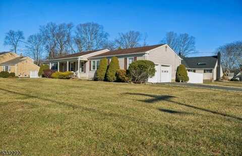 2 Cherbourg Rd, Whippany, NJ 07054