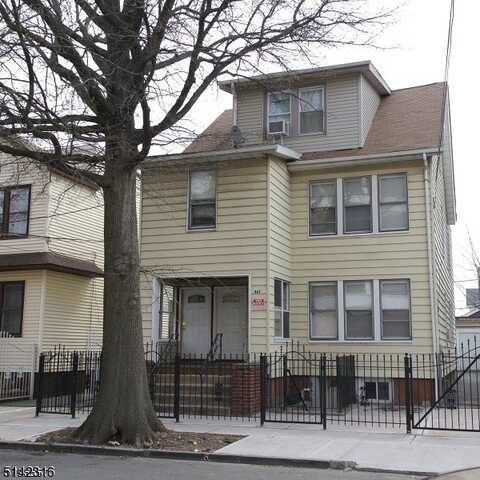 461 N 12th St, Newark, NJ 07107