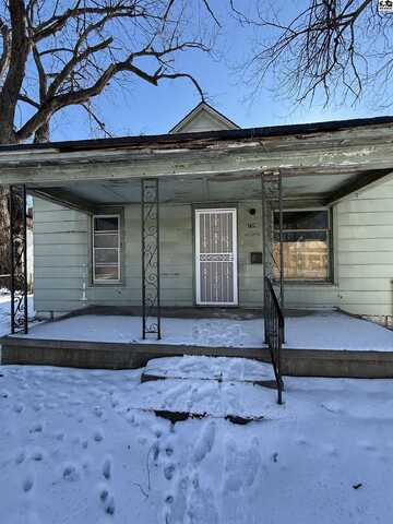 709 E 6th Ave, Hutchinson, KS 67501